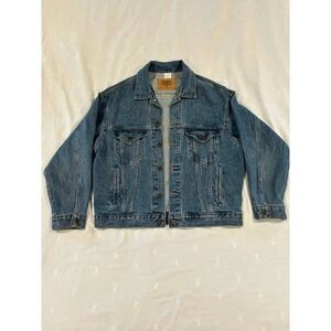 International Denim Authentic Jean Jacket L Trucker Style Blue Wash